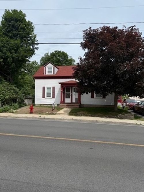 113-113 W Main Street, Ayer, MA, 01432 | Card Image