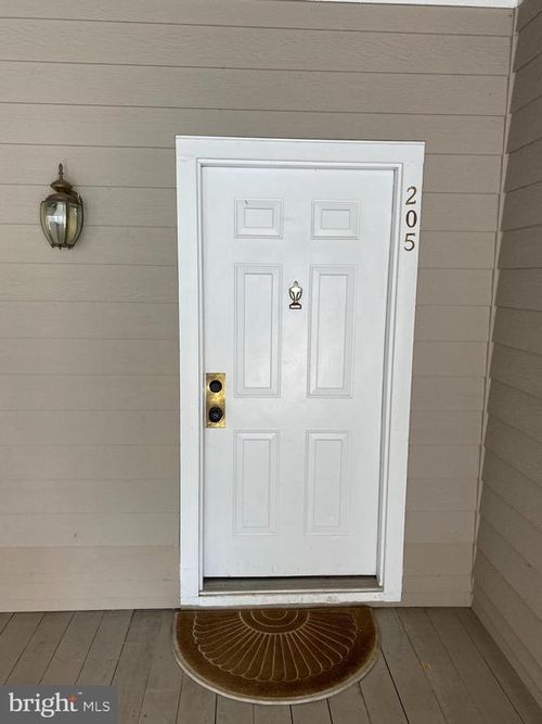 apt-205-14322 Climbing Rose Way, CENTREVILLE, VA, 20121-5145 | Card Image