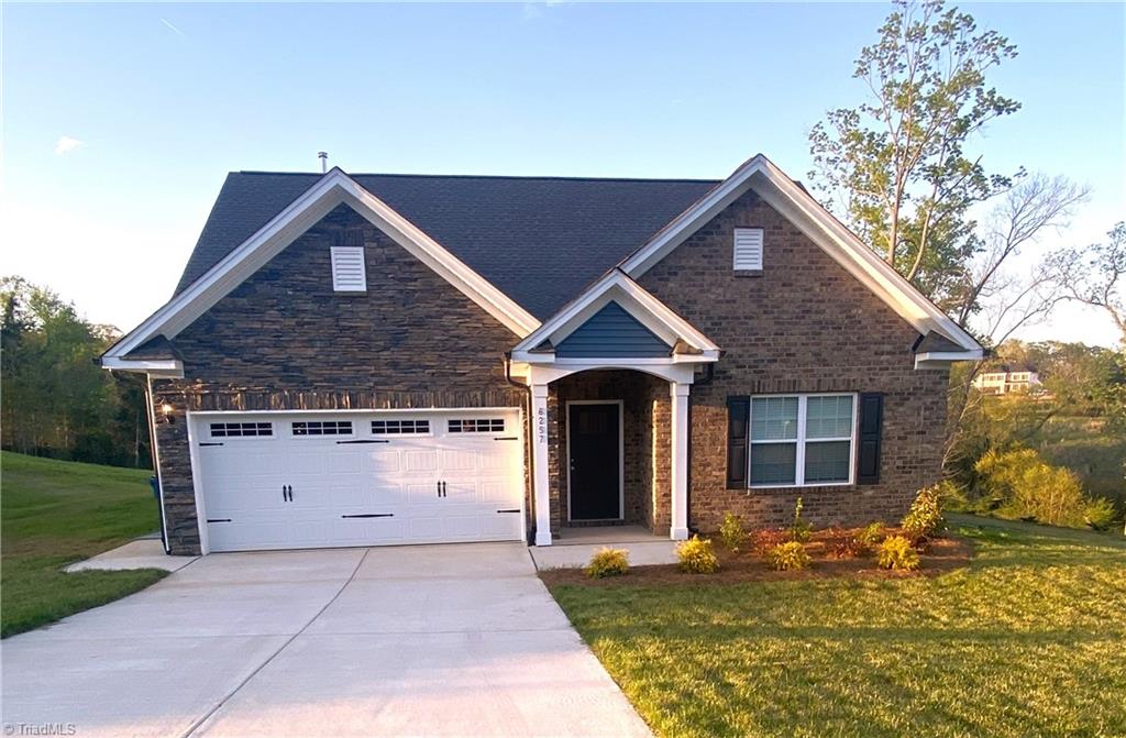 Cadence Dr, Greensboro, NC 27455