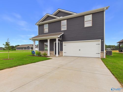 15395 Grayson Cir, Athens, AL, 35611-4270 | Card Image