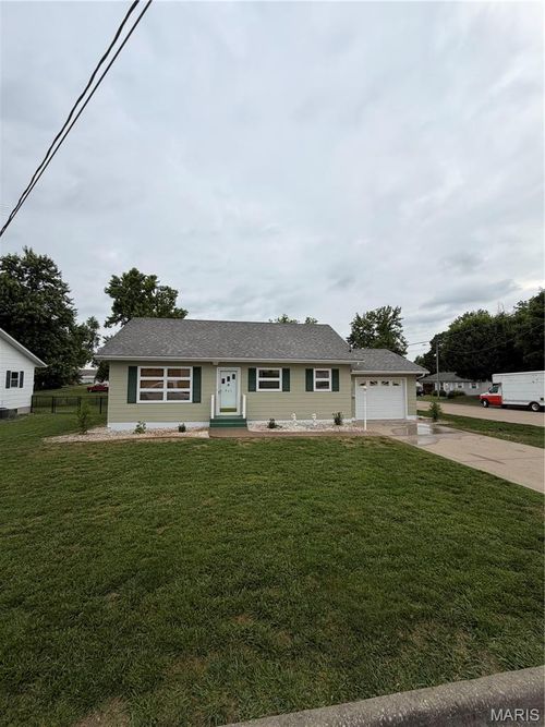 923 Chloe St, Perryville, MO, 63775-2309 | Card Image