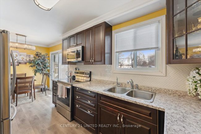 18 Cedarview Dr, House other with 3 bedrooms, 1 bathrooms and 5 parking in Omemee ON | Image 19