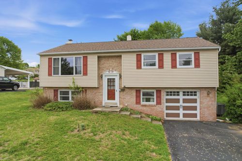 330 Wexford Rd, RED HILL, PA, 18076-1417 | Card Image