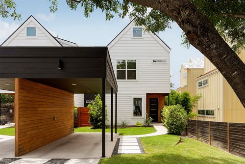 b-2000 Greenwood Ave, Austin, TX, 78723-5809 | Card Image