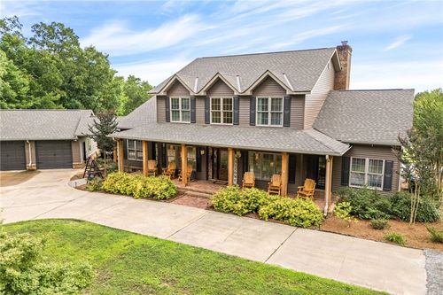 5915 Lee Road 390, Opelika, AL, 36804-1588 | Card Image