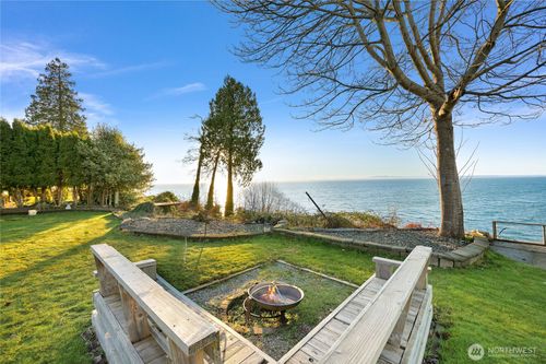 8539 Semiahmoo Dr, Blaine, WA, 98230-9310 | Card Image