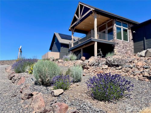 6083 Secret Canyon Rd, Ellensburg, WA, 98926-7774 | Card Image