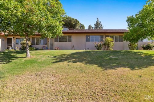 2848 Summit Cir, Bakersfield, CA, 93306-1062 | Card Image