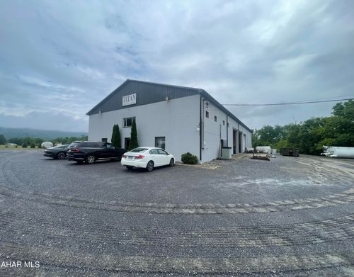 5559 William Penn Hwy, Alexandria, PA, 16611-2808 | Card Image