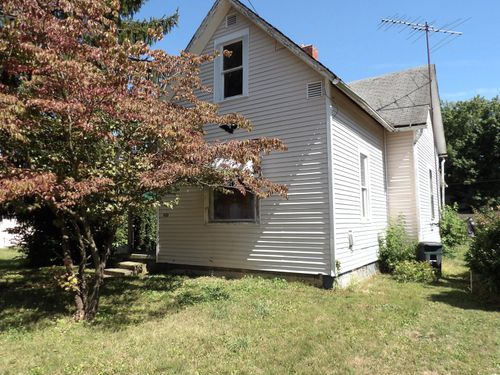 922 S Broad St, Lancaster, OH, 43130-4627 | Card Image