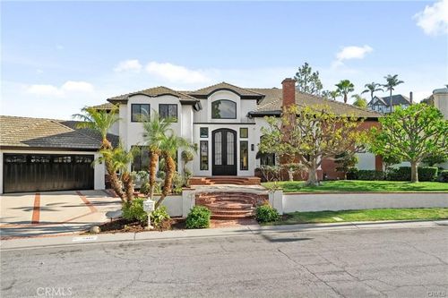 7460 E Hummingbird Cir, Anaheim, CA, 92808-1705 | Card Image