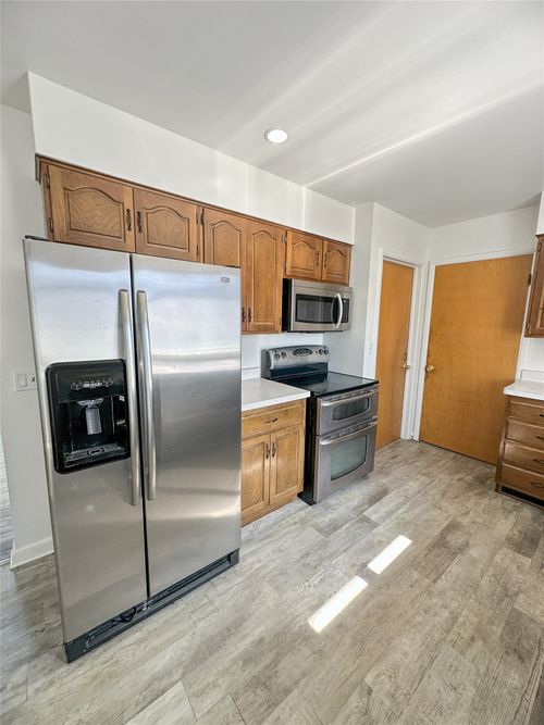 311 8th Avenue Se, Cut Bank, MT, 59427 | Card Image