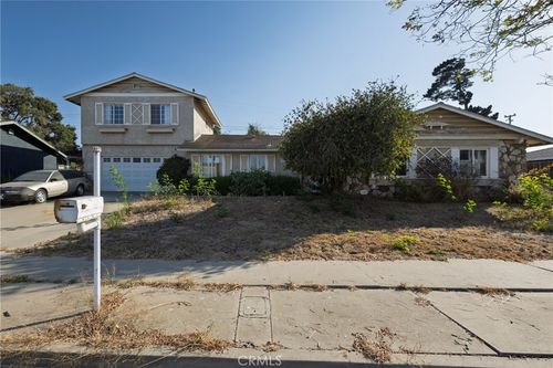 1136 Patterson Rd, Santa Maria, CA, 93455-5103 | Card Image