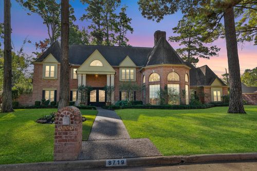 8719 Chelmsford Ln, Spring, TX, 77379-6825 | Card Image