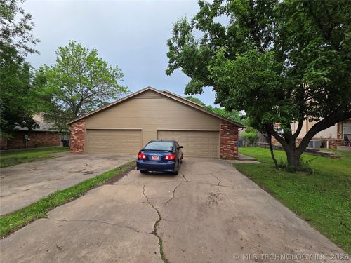 6760 S 78th East Ave, Tulsa, OK, 74133-1808 | Card Image