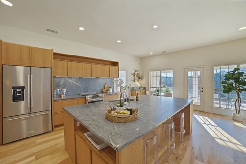814 Texas Trl, Austin, TX, 78737-9677 | Card Image