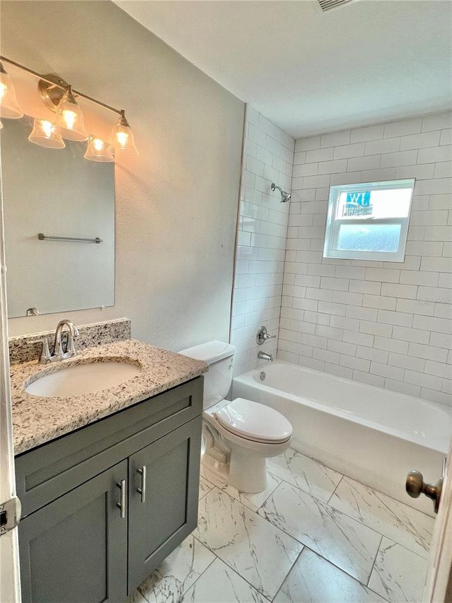 2102 W Palmetto St, Home with 4 bedrooms, 2 bathrooms and null parking in TAMPA FL | Image 10