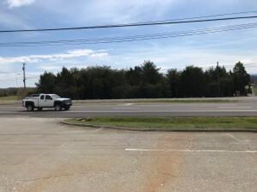 69876989 W Andrew Johnson Highway, Talbott, TN, 37877 | Card Image