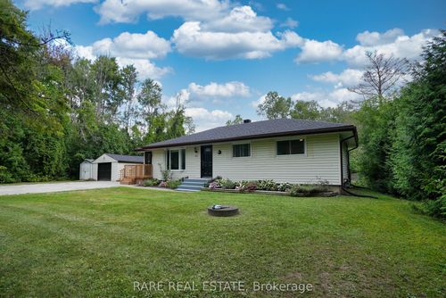 1121 Ferrier Ave, Lefroy, ON, L0L1W0 | Card Image