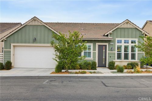 25110 Citron Ln, Newhall, CA, 91321 | Card Image