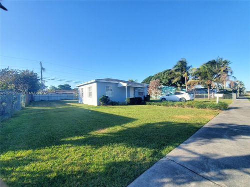 10040 Sw 170th Ter, Miami, FL, 33157-4336 | Card Image