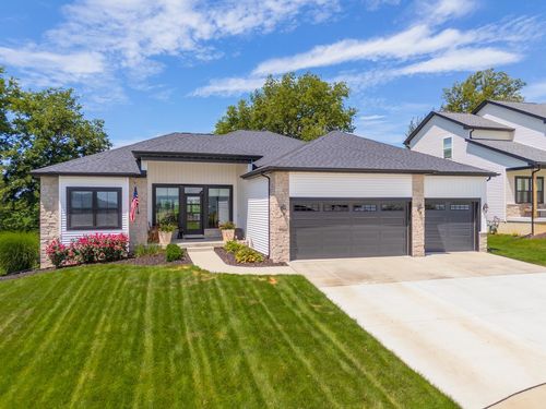 1113 Bell Grove Lane, Bloomington, IL, 61705 | Card Image