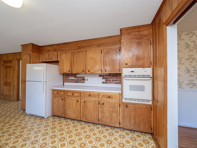 310 Ridgefield Rd, House other with 4 bedrooms, 3 bathrooms and null parking in Wilton CT | Image 11