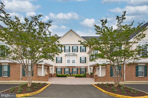 103-25320 Lake Mist Sq, CHANTILLY, VA, 20152-5353 | Card Image