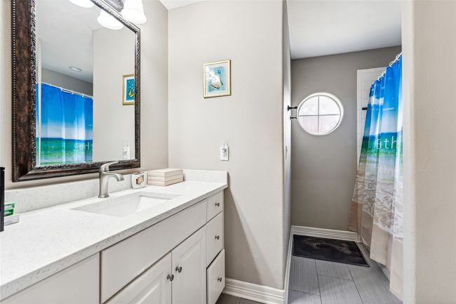Full Bath | Image 24