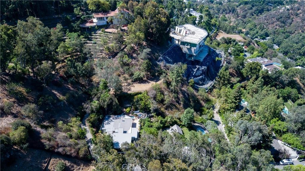 Land in Bel Air 5