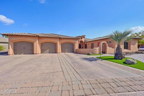 351 N Cloverfield Cir, Litchfield Park, AZ, 85340-6017 | Card Image