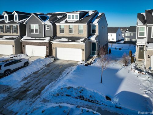 1434 Superior Dr, Milford, MI, 48381-4831 | Card Image