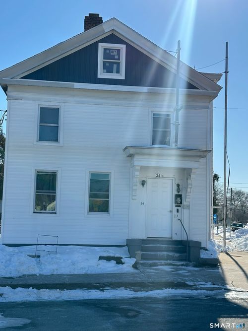 34 Bulkeley Pl, New London, CT, 06320-6222 | Card Image