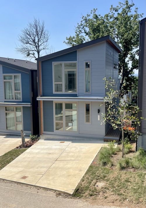 3026 Edwin Cir, Nashville, TN, 37207-5232 | Card Image