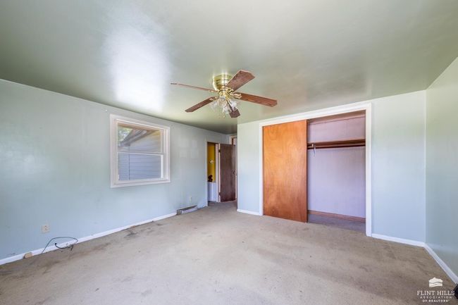 402 1 St St, House other with 4 bedrooms, 2 bathrooms and null parking in Saint George KS | Image 9