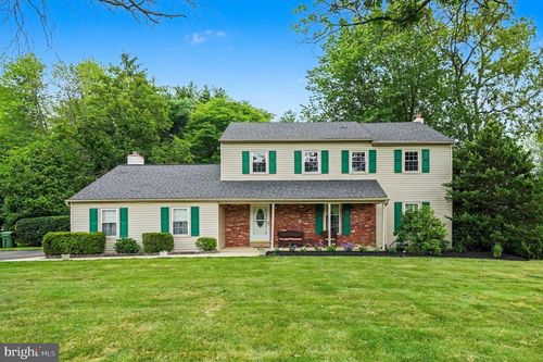 1717 Howe Ln, AMBLER, PA, 19002-2918 | Card Image