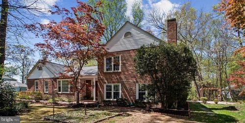 11104 Loran Rd, GREAT FALLS, VA, 22066-1516 | Card Image