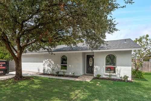 2015 Rose Hill Rd, Carrollton, TX, 75007-3147 | Card Image