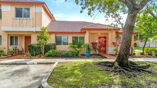 519 Nw 208th Way, Pembroke Pines, FL, 33029 | Card Image