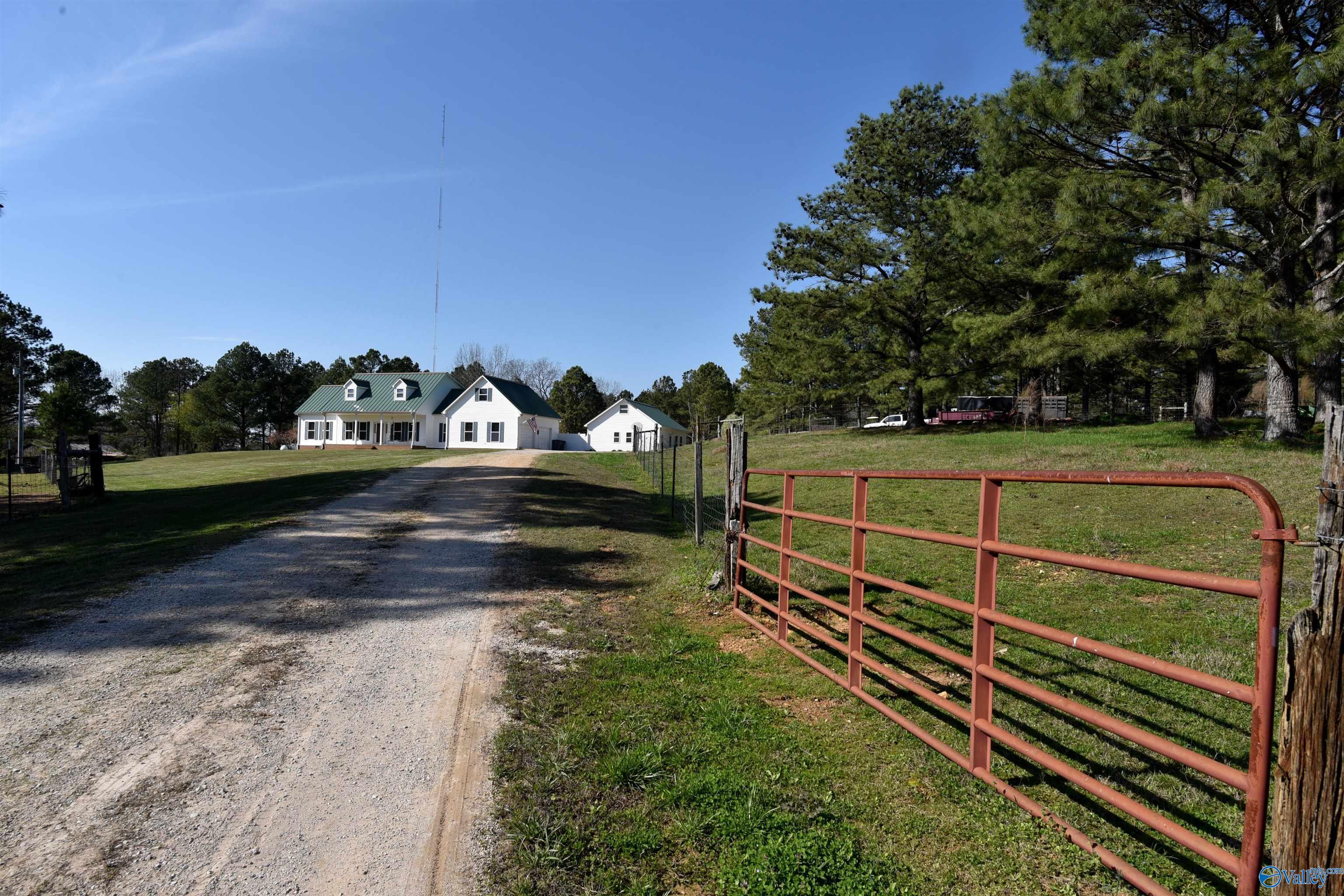 County Road 50 , Rogersville, AL 35652