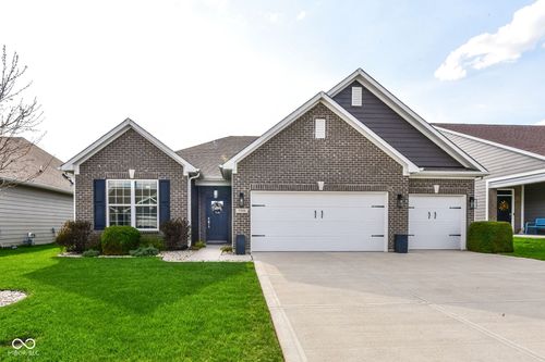 7208 Wooden Grange Dr, Indianapolis, IN, 46259-1648 | Card Image