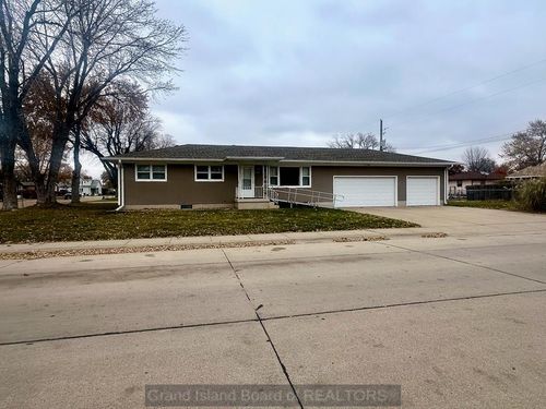 2408 W 4th St, Grand Island, NE, 68803-4505 | Card Image