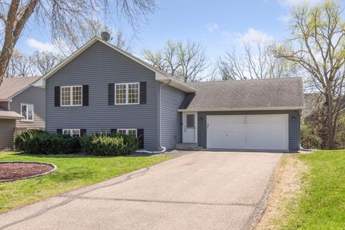 3698 Cardinal Way, Eagan, MN, 55123-2223 | Card Image
