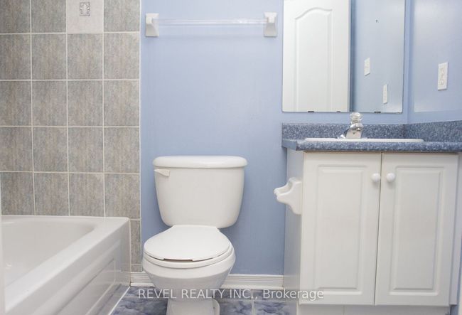 97 Native Landing, House attached with 4 bedrooms, 3 bathrooms and null parking in Brampton ON | Image 15