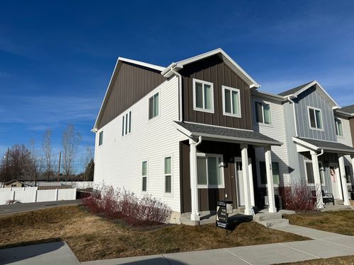 54 W 460 N, Smithfield, UT, 84335-6795 | Card Image