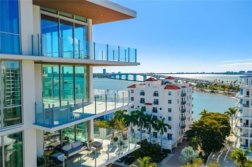 701-111 Golden Gate Pt, Sarasota, FL, 34236-6986 | Card Image