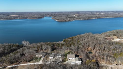 25266 Oakmont Rd, Pittsburg, MO, 65724-7710 | Card Image