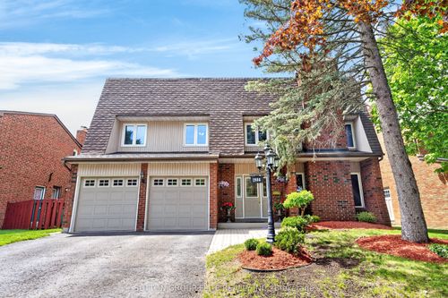 1986 Spruce Hill Rd, Pickering, ON, L1V3N8 | Card Image