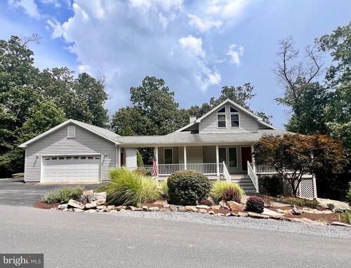 115 Mound Builder Loop, HEDGESVILLE, WV, 25427-7253 | Card Image