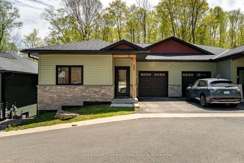 22 Ertler Lane, Huntsville, ON, P1H1S7 | Card Image